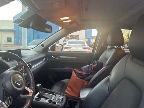 Used 2017 MAZDA CX-5 Touring w/ Preferred Equipment Package image 6