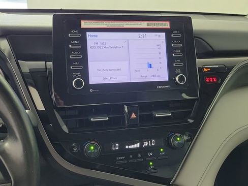 Used 2024 Toyota Camry SE image 28