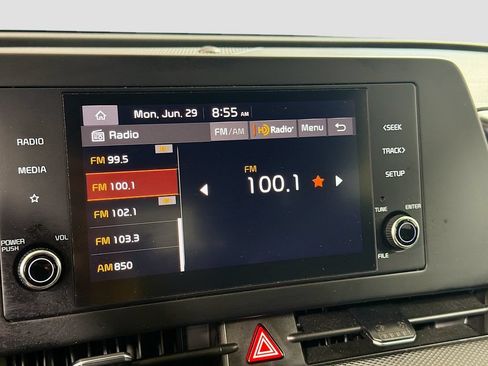 Used 2023 Kia Sportage LX AWD/4WD image 15