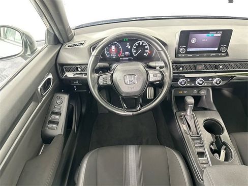 Used 2024 Honda Civic Sport image 11