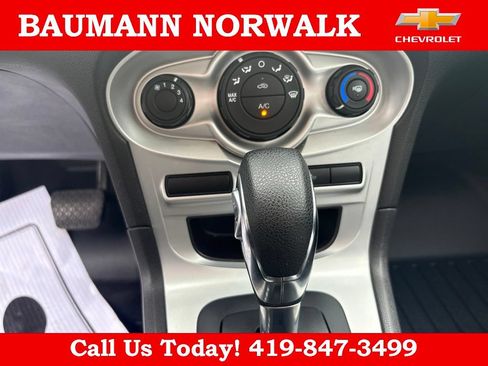 Used 2017 Ford Fiesta SE FWD image 24