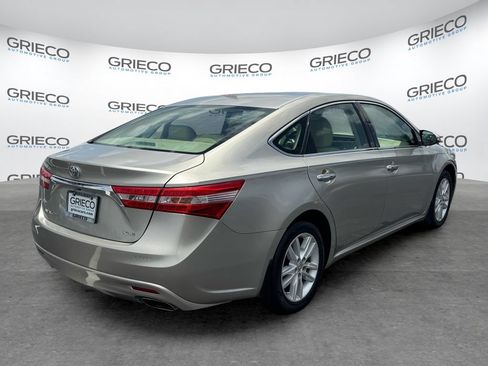 Used 2014 Toyota Avalon XLE Premium FWD image 7