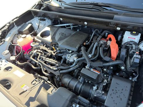 Used 2023 Toyota RAV4 LE image 13