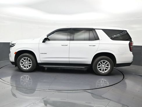 Used 2022 Chevrolet Tahoe LS RWD image 2