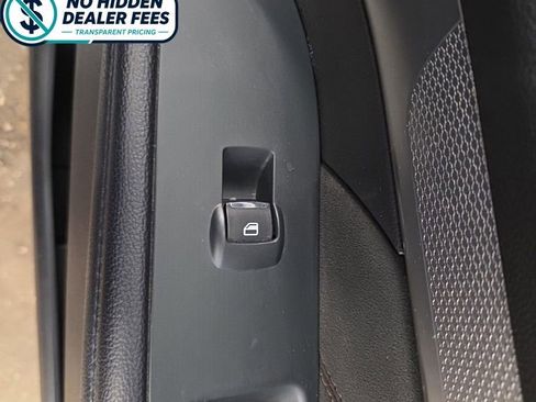 Used 2018 Ford Explorer XLT w/ Equipment Group 202A AWD/4WD image 24