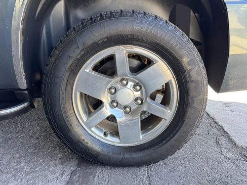 Used 2007 GMC Yukon XL Denali AWD/4WD image 38