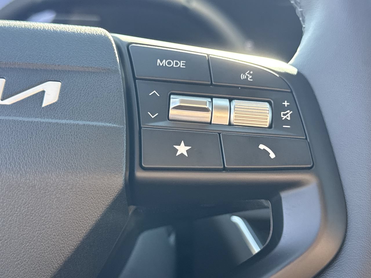 New 2026 Kia K4 EX FWD image 18