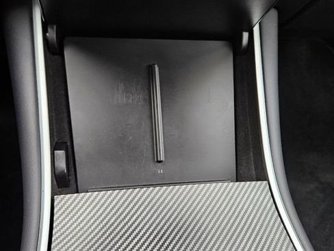 Used 2018 Tesla Model 3 Mid Range image 12