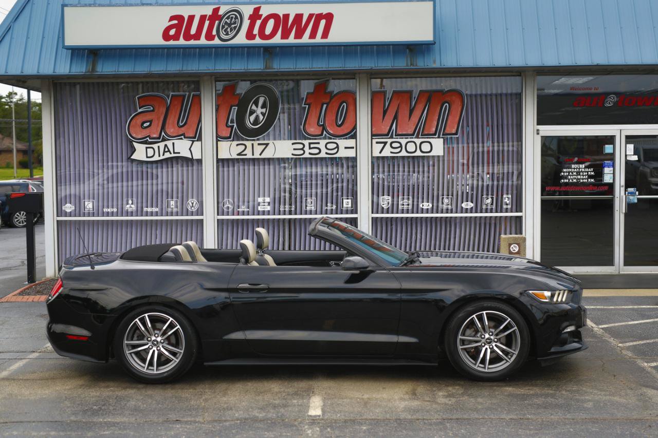Used 2016 Ford Mustang Premium RWD image 19