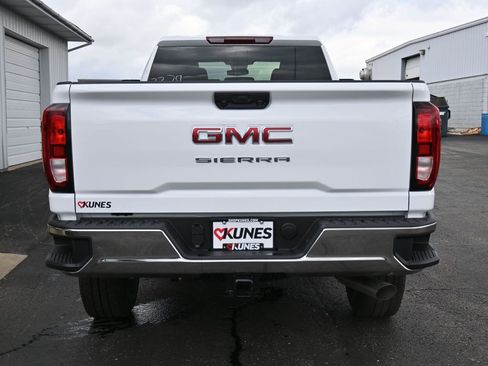 New 2026 GMC Sierra 3500 Pro AWD/4WD image 5