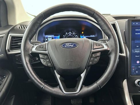 Used 2022 Ford Edge SEL w/ Convenience Package AWD/4WD image 11