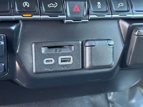 Used 2020 Chevrolet Silverado 1500 LT w/ Texas Edition image 26