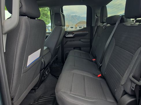 Used 2026 Chevrolet Silverado 1500 LT AWD/4WD image 24