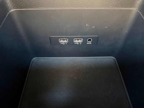 Used 2018 Audi SQ5 Premium Plus w/ Navigation Package image 29