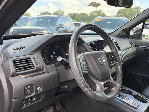 Used 2023 Honda Passport TrailSport image 20