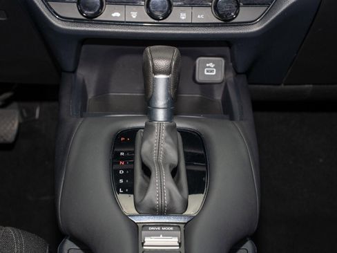 Certified 2024 Honda HR-V LX image 25