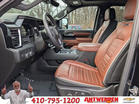 Used 2024 GMC Sierra 3500 Denali Ultimate image 24