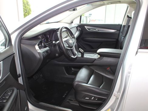 Used 2019 Cadillac XT5 Luxury AWD/4WD image 38