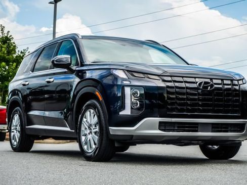 Used 2025 Hyundai Palisade SEL FWD image 6