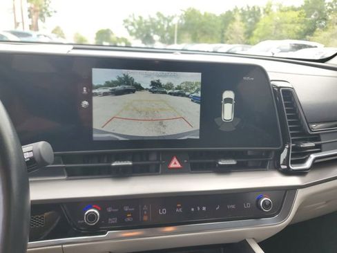 Used 2023 Kia Sportage EX FWD image 25