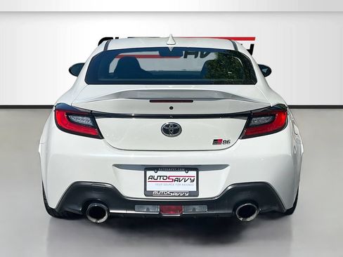 Used 2023 Toyota GR86 Premium RWD image 6