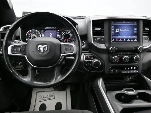 Used 2021 RAM 1500 Big Horn AWD/4WD image 14