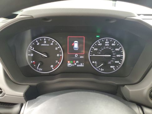 Used 2025 Subaru Crosstrek 2.0i Premium image 25