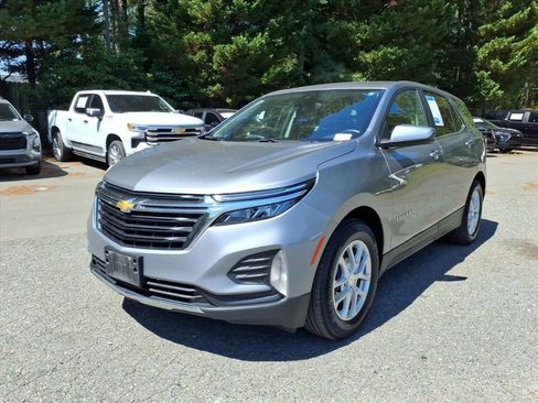 Used 2024 Chevrolet Equinox LT AWD/4WD image 29