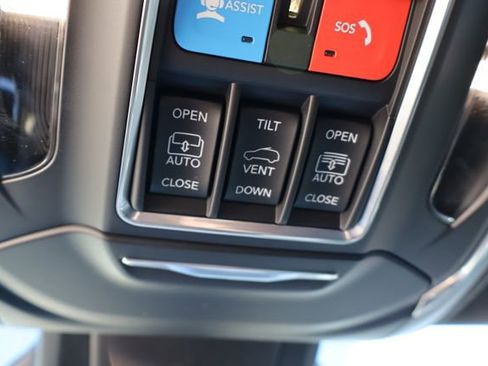 New 2026 Jeep Cherokee Overland AWD/4WD image 26