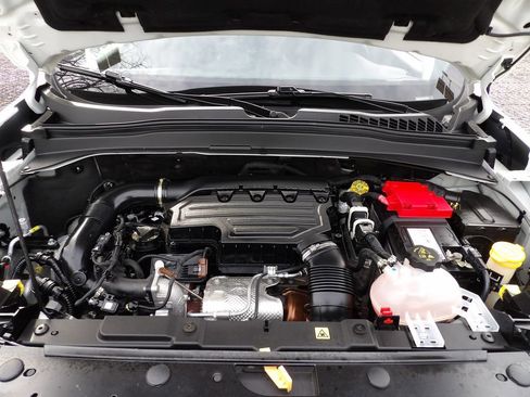 Used 2023 Jeep Renegade Latitude image 22