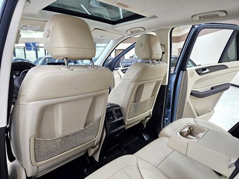 Used 2017 Mercedes-Benz GLE 350 w/ Premium 1 Package image 27