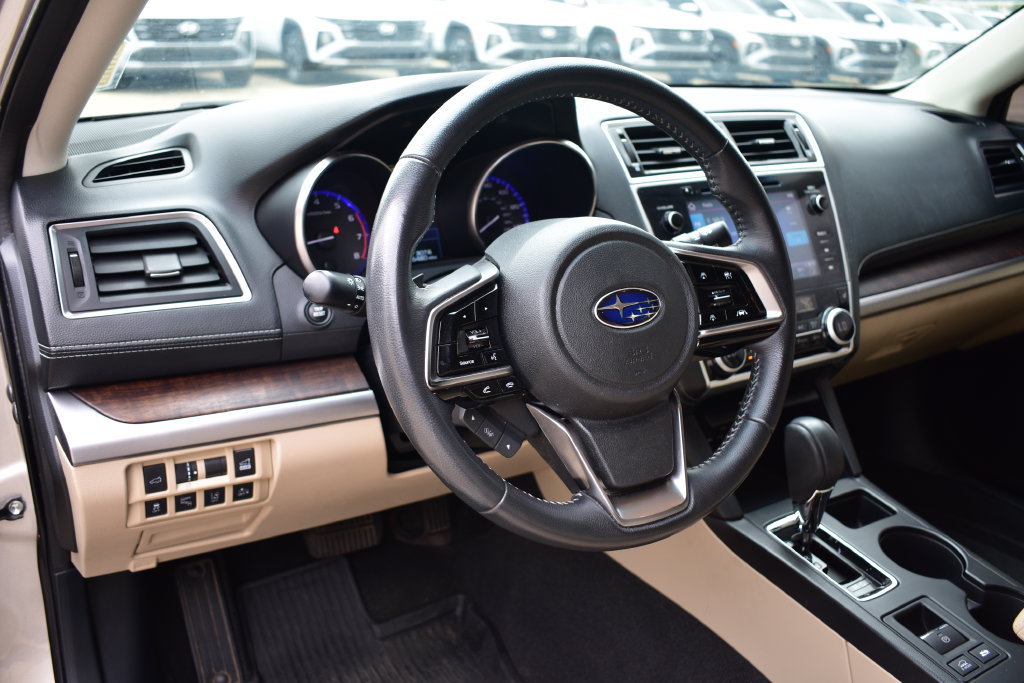 Used 2019 Subaru Outback 2.5i Limited AWD/4WD image 43