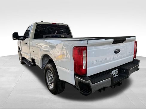 Used 2025 Ford F250 XL w/ XL Chrome Package RWD image 8
