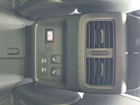 Used 2024 Nissan Rogue Platinum w/ Platinum Premium Package AWD/4WD image 7