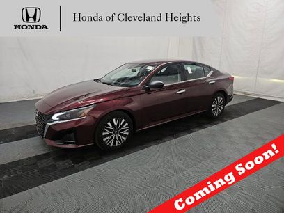 Used 2024 Nissan Altima 2.5 SV
