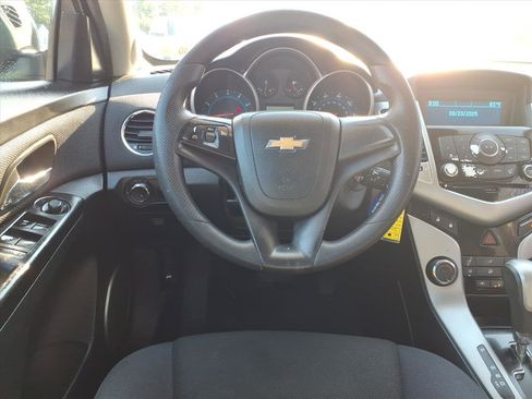 Used 2012 Chevrolet Cruze LT image 5