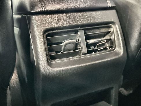 Used 2019 Ford Edge SEL w/ Equipment Group 201A FWD image 28
