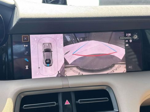 Used 2025 Porsche Taycan image 25