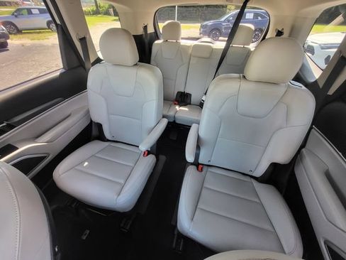 Used 2020 Kia Telluride S FWD image 13