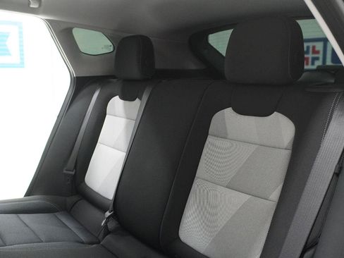 Used 2026 Chevrolet Trax LS w/ LS Convenience Package FWD image 24