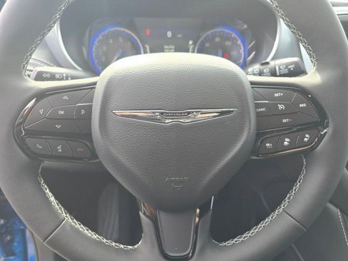 New 2026 Chrysler Pacifica Limited FWD image 29