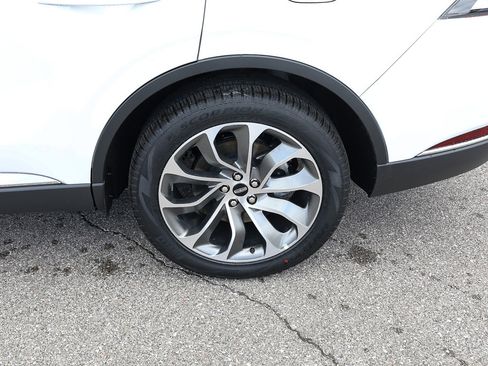 New 2026 Lincoln Aviator AWD image 4