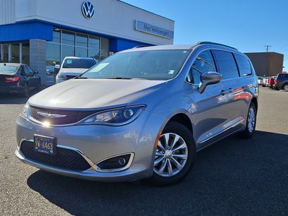 Used 2017 Chrysler Pacifica Touring-L