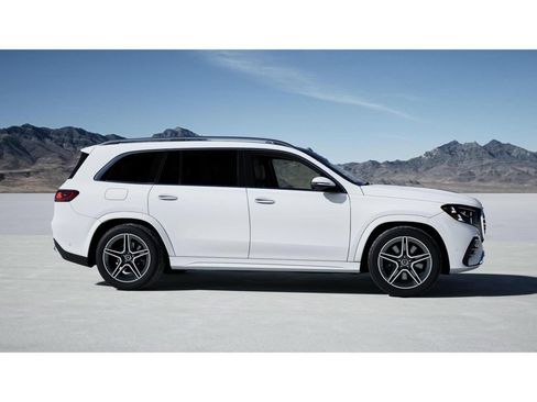 New 2027 Mercedes-Benz GLS 450 4MATIC image 15