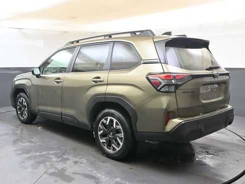 New 2026 Subaru Forester Premium image 3