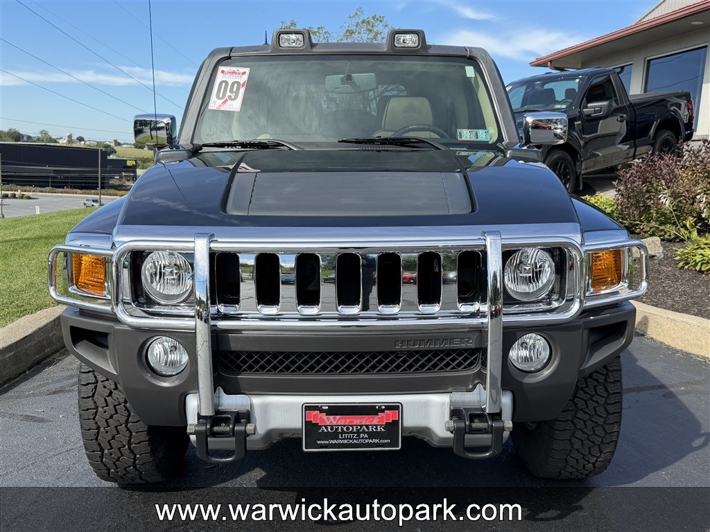Used 2009 HUMMER H3 Alpha AWD/4WD image 2