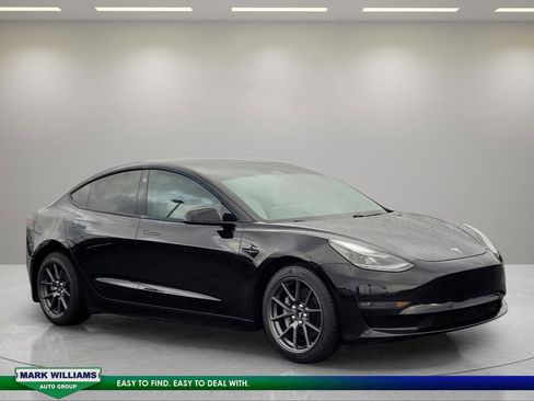 Used 2021 Tesla Model 3 Long Range image 1