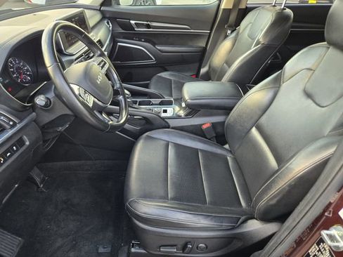 Used 2022 Kia Telluride S FWD image 15