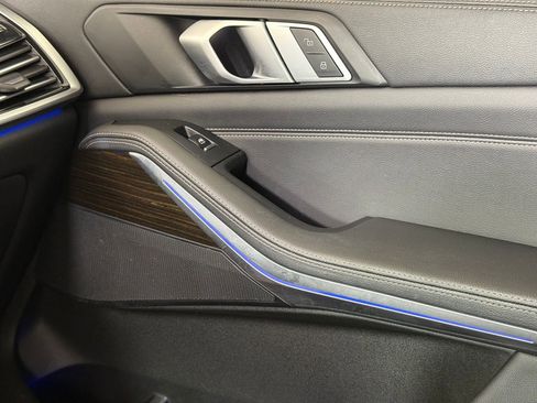 Used 2019 BMW X5 xDrive40i w/ Convenience Package image 28