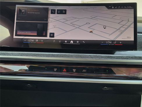 Used 2025 BMW 740i 740i w/ Executive Package image 8